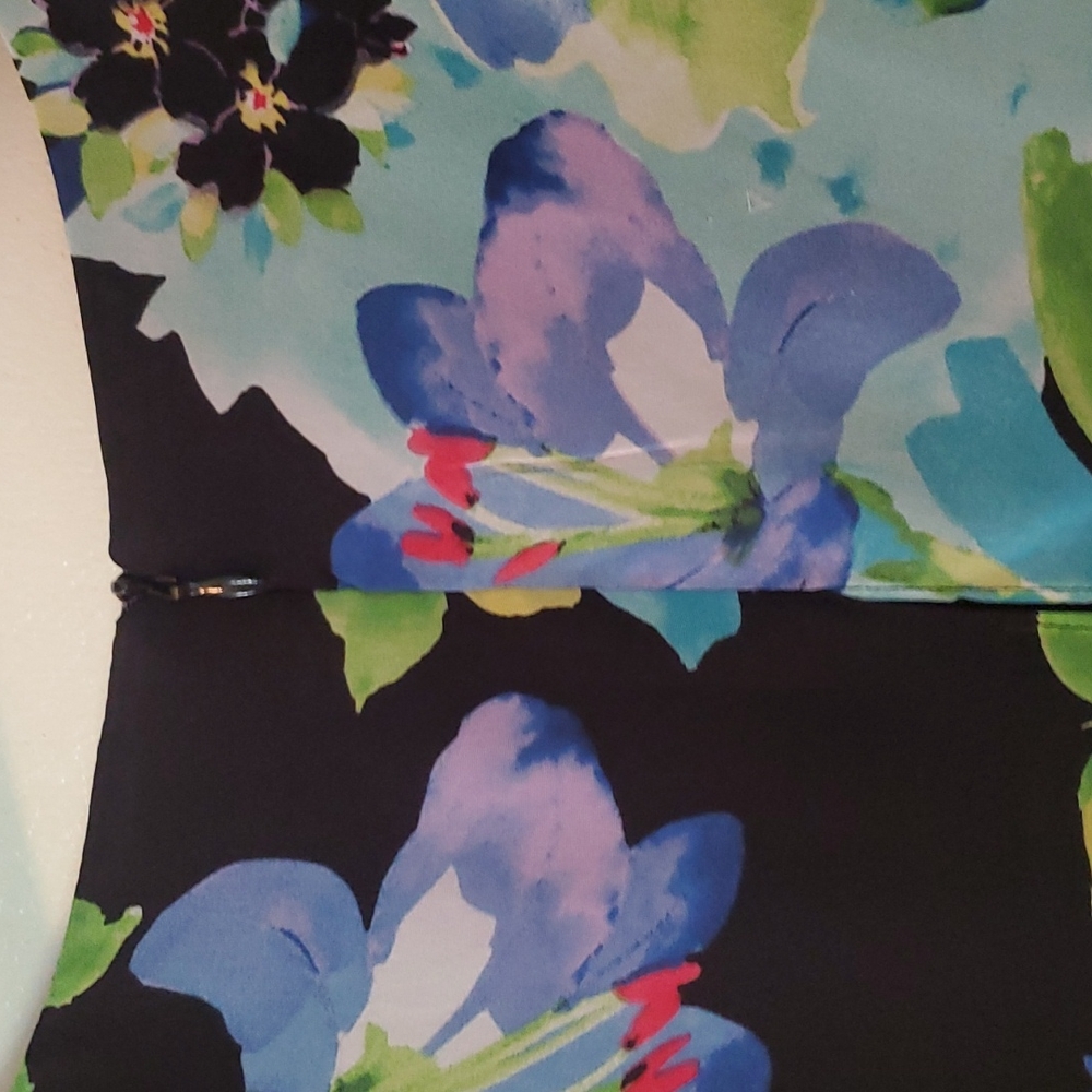 Spring/Summer dress - Picture 6 of 9